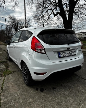 Ford Fiesta cena 30500 przebieg: 85000, rok produkcji 2016 z Piaski małe 29